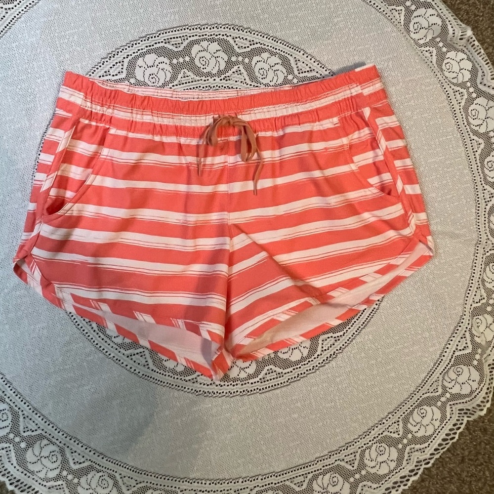 Columbia shorts